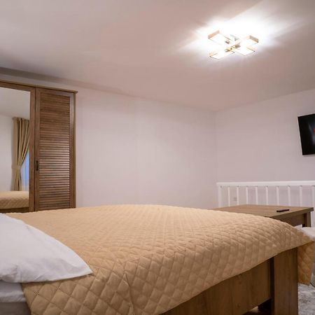 Coban Residence - A4 - Rustic Apartment Braszów Zewnętrze zdjęcie